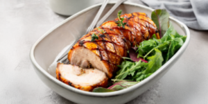 Piept de pui glazurat cu miere, muștar și sos barbeque la grătarul electric Foodi XL AirGrill