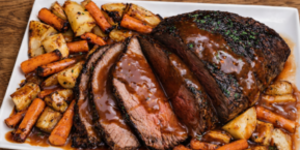 Friptură de vită cu legume și sos la multicookerul Combi 11in1