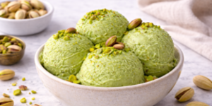 Înghețată de fistic la CREAMi