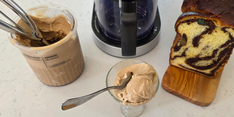 Înghețată de cozonac la CREAMi by Prăjiturela